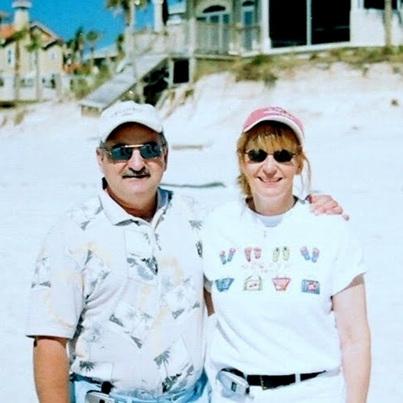 Meet your Posher, Robin - Picture 7 of 8